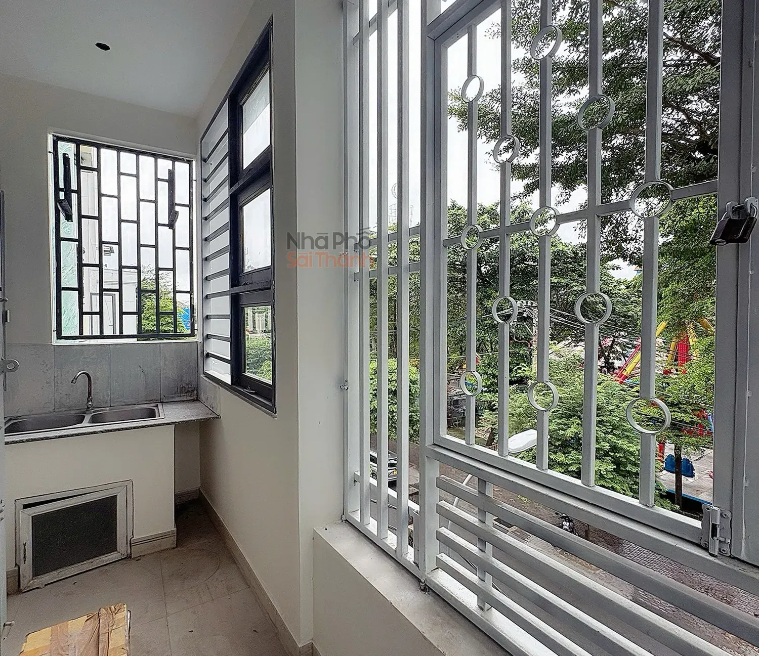 Hình ảnh Bán Nhà Mặt Tiền 43 Trường Sơn, P.14, Quận 10