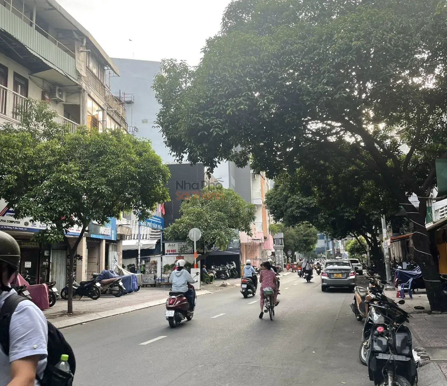 Hình ảnh Bán Nhà Mặt Tiền 113 Lê Thị Riêng, Phường Bến Thành, Quận 1