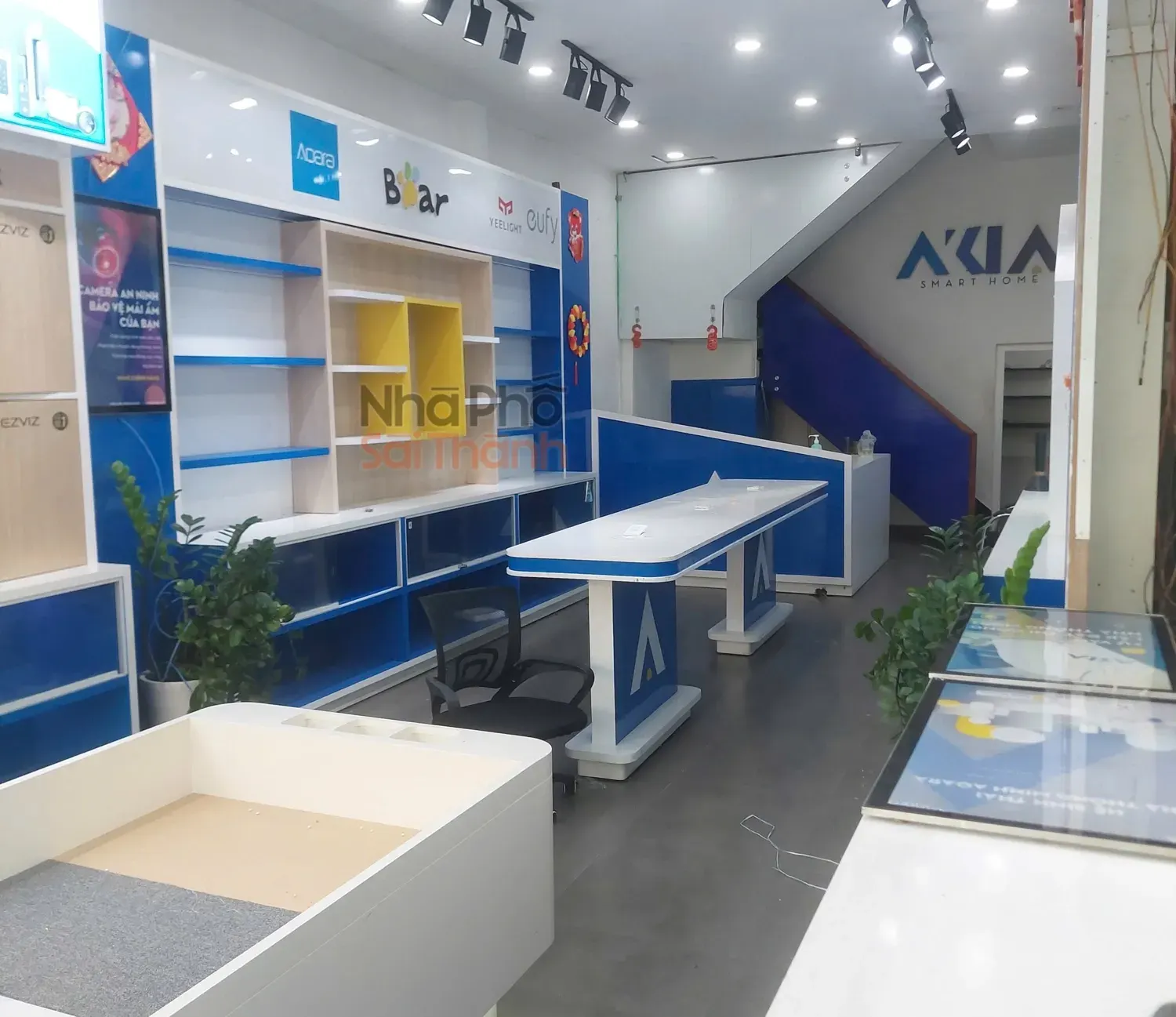 Hình ảnh Bán Nhà Mặt Tiền 132 Võ Thị Sáu, P.8, Quận 3
