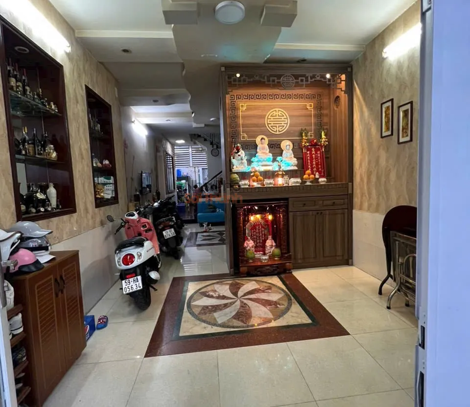 Hình ảnh Bán Nhà Hẻm Xe Hơi 572 Nguyễn Trãi, Phường 8, Quận 5